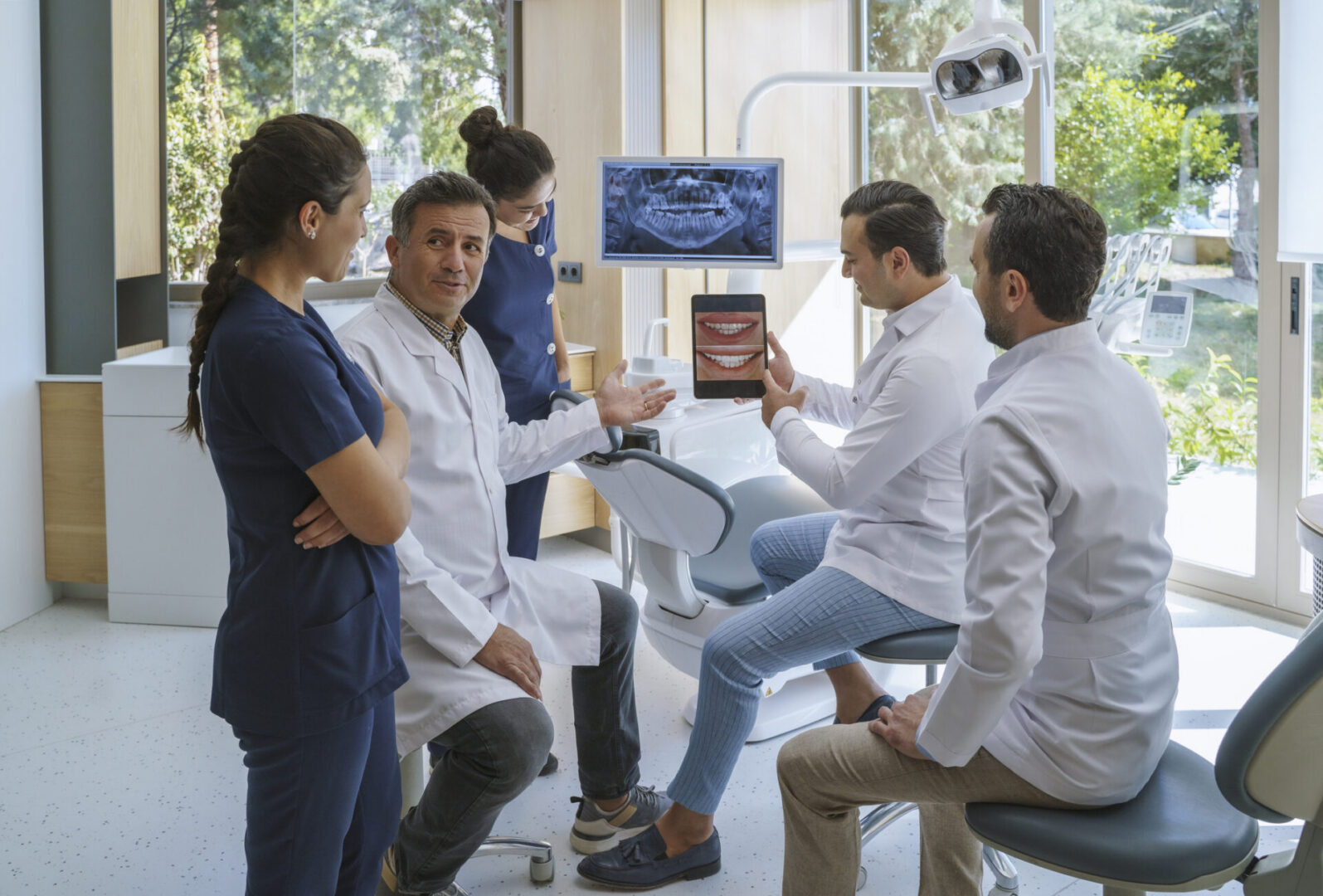 Group consultation in a dental clinic